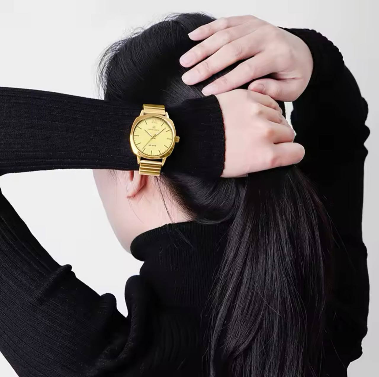 NAVIFORCE NF 5044 WATER RESISTANT 3ATM STAINLESS STEEL QUARTZ MOVEMENT DIAMETER 38MM ORDER AND ENQUIRIES