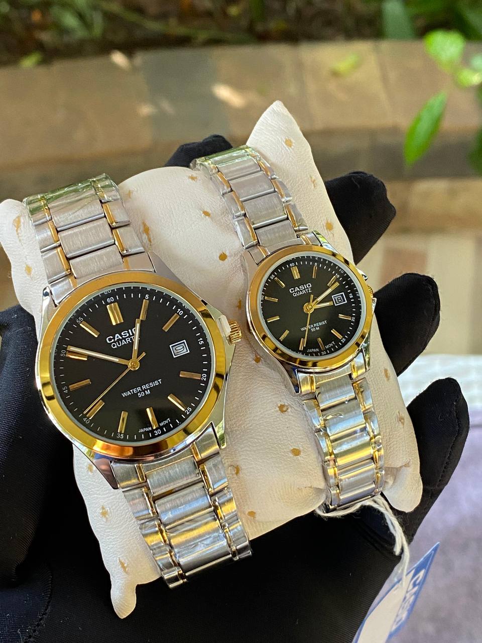 CASIO COUPLE A PAIR SINGLE WATER RESISTANT DATE DISPLAY STAINLESS STEEL FINISH BATTERY POWERED COUPLE BOXES CASIO BRANDED BOX ORDER AND ENQUIRIES