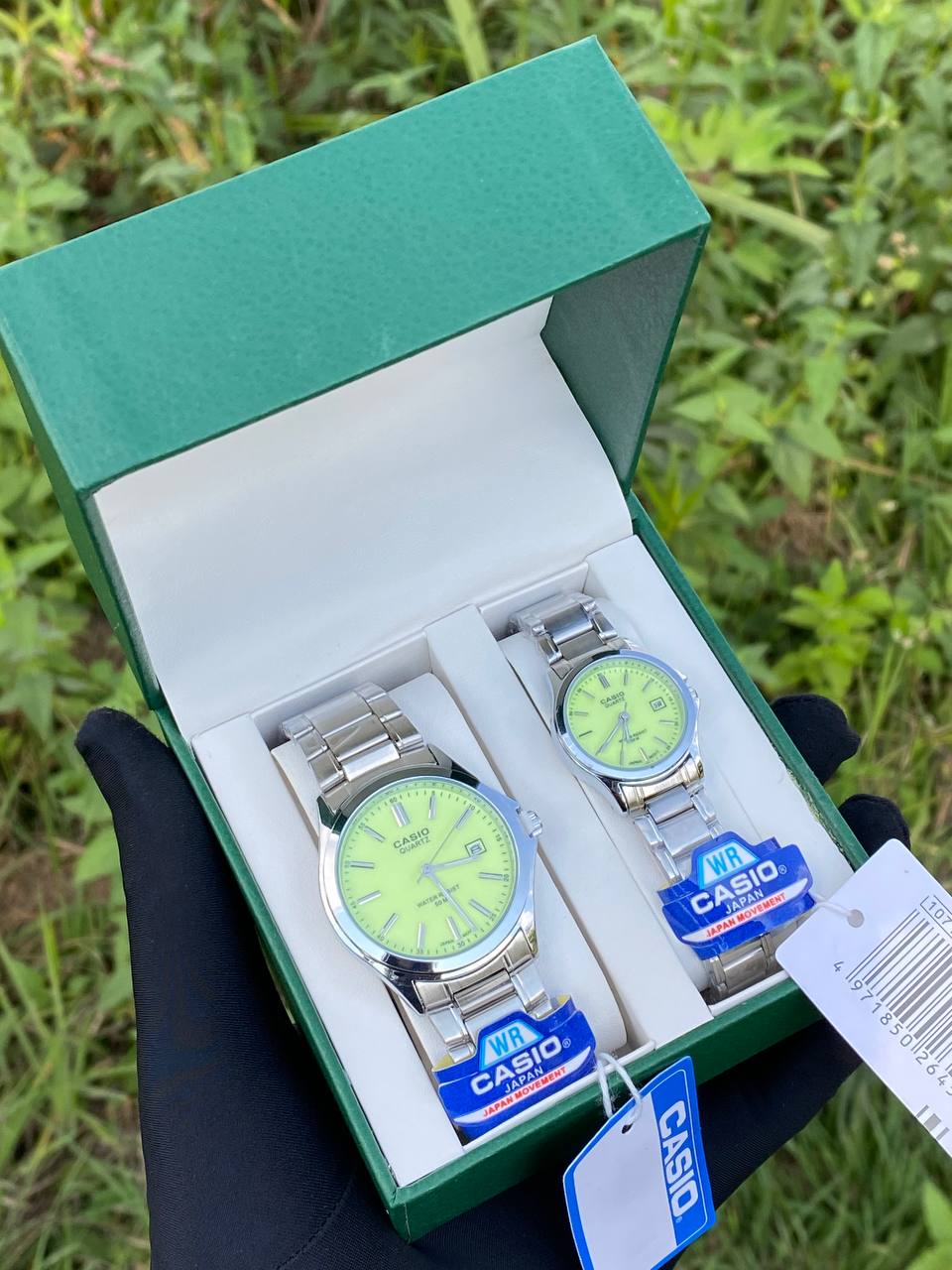 CASIO COUPLE A PAIR SINGLE WATER RESISTANT DATE DISPLAY STAINLESS STEEL FINISH BATTERY POWERED COUPLE BOXES CASIO BRANDED BOX ORDER AND ENQUIRIES