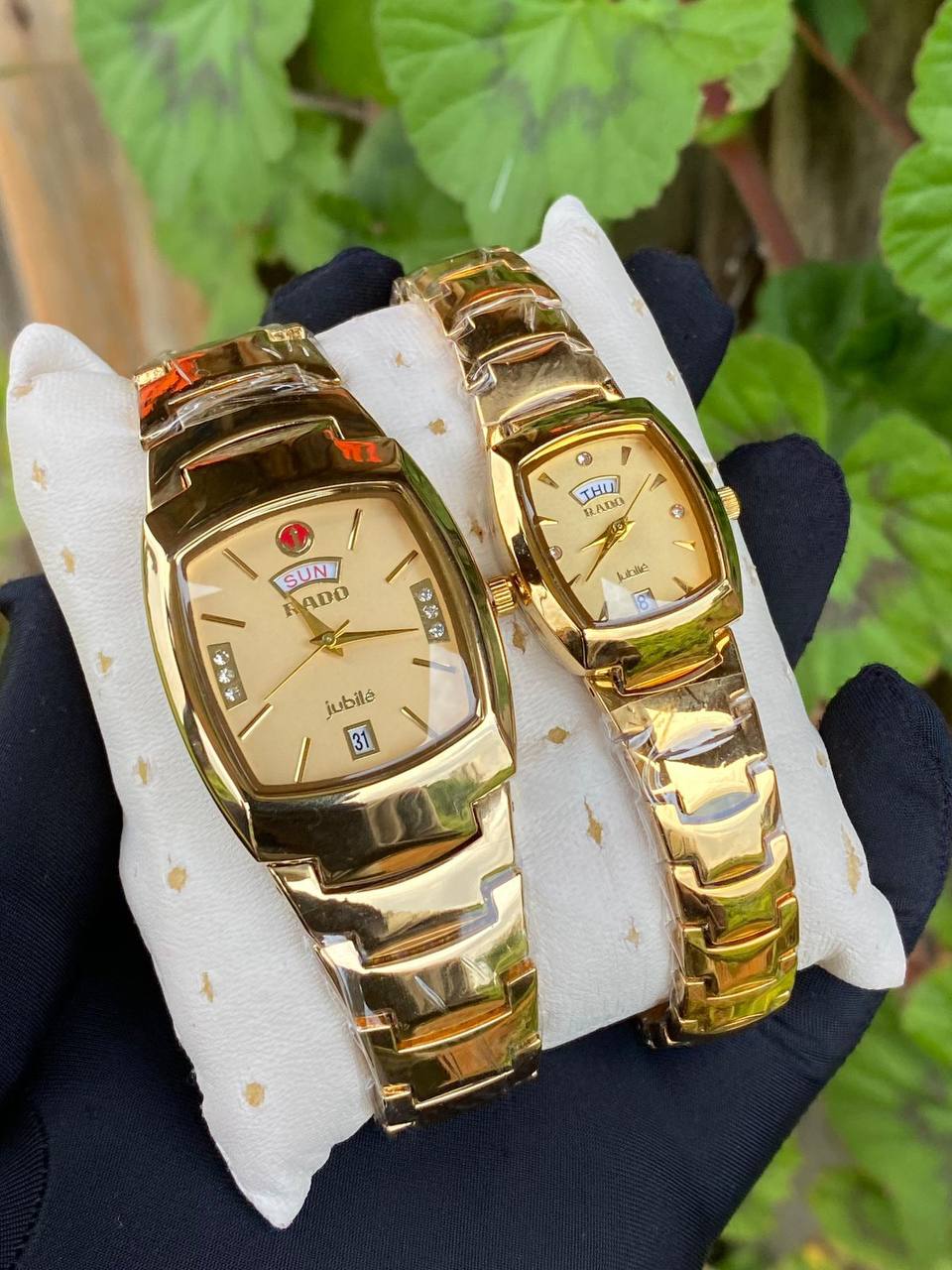 RADO COUPLE SET SINGLE PIECE DAY AND DATE DISPLAY WATER RESISTANT BATTERY POWERED ENQUIRIES