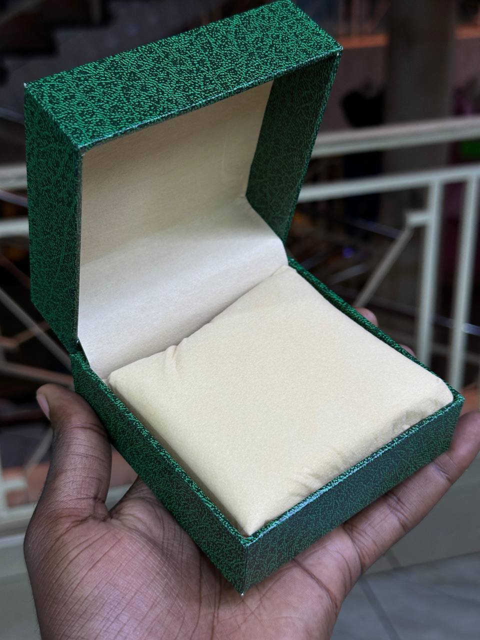 PLAIN BOX AND ENQUIRIES