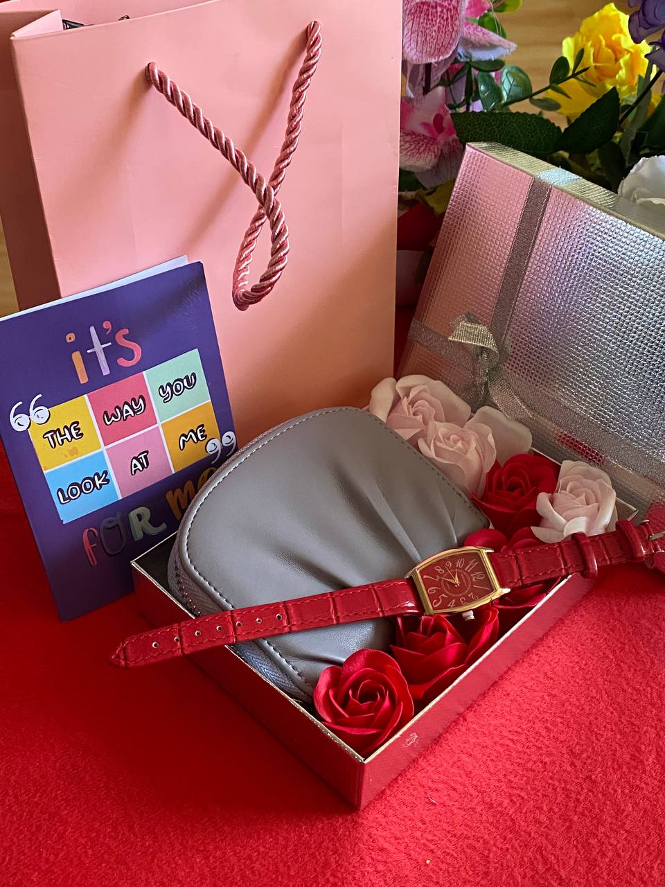 �VALENTINES SALE � WATCH LADIES WALLET/PURSE PRESERVED ROSES GIFT CARD X BOX X BAG ENQUIRIES