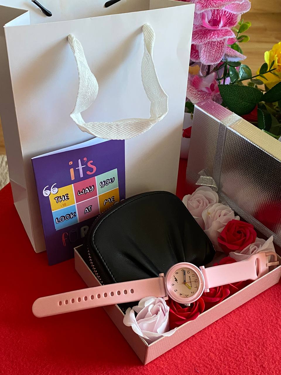 �VALENTINES SALE � WATCH LADIES WALLET/PURSE PRESERVED ROSES GIFT CARD X BOX X BAG ENQUIRIES