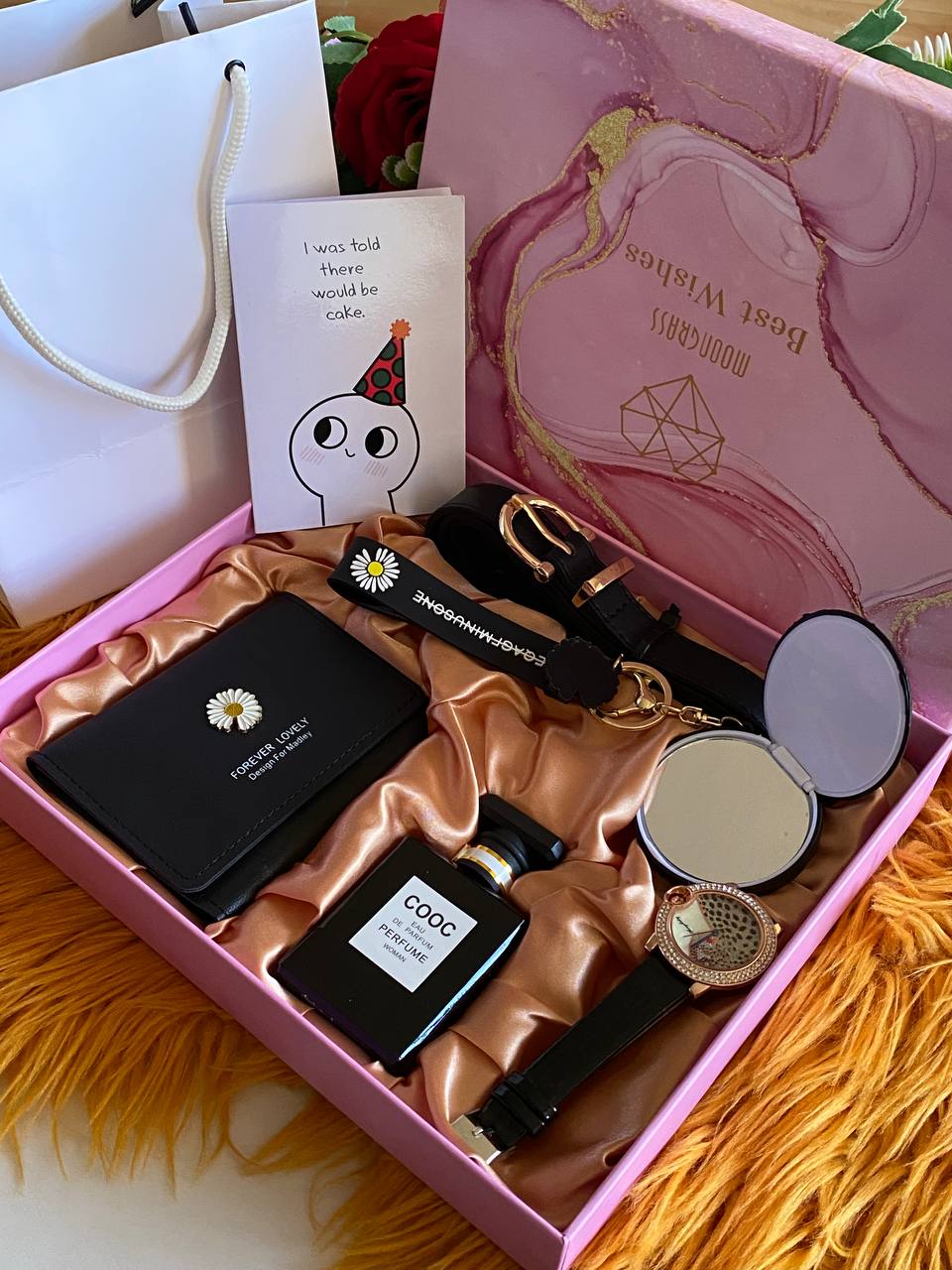 🧧6 1 LADIES BIRTHDAY GIFT PACK 🧧 PERFUME POCKET MIRROR BELT KEY HOLDER PURSE/WALLET WATCH COMES A GIFT BAG AND CARD ENQUIRIES
