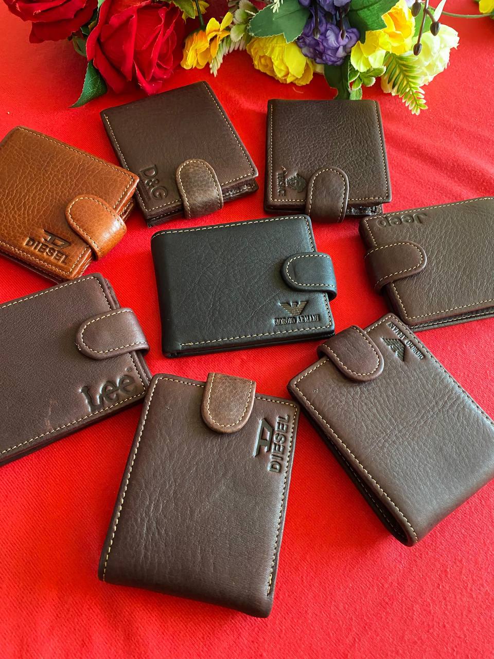 MEN LEATHER WALLETS WITH ZIP ENGRAVING SERVICES AND ENQUIRIES