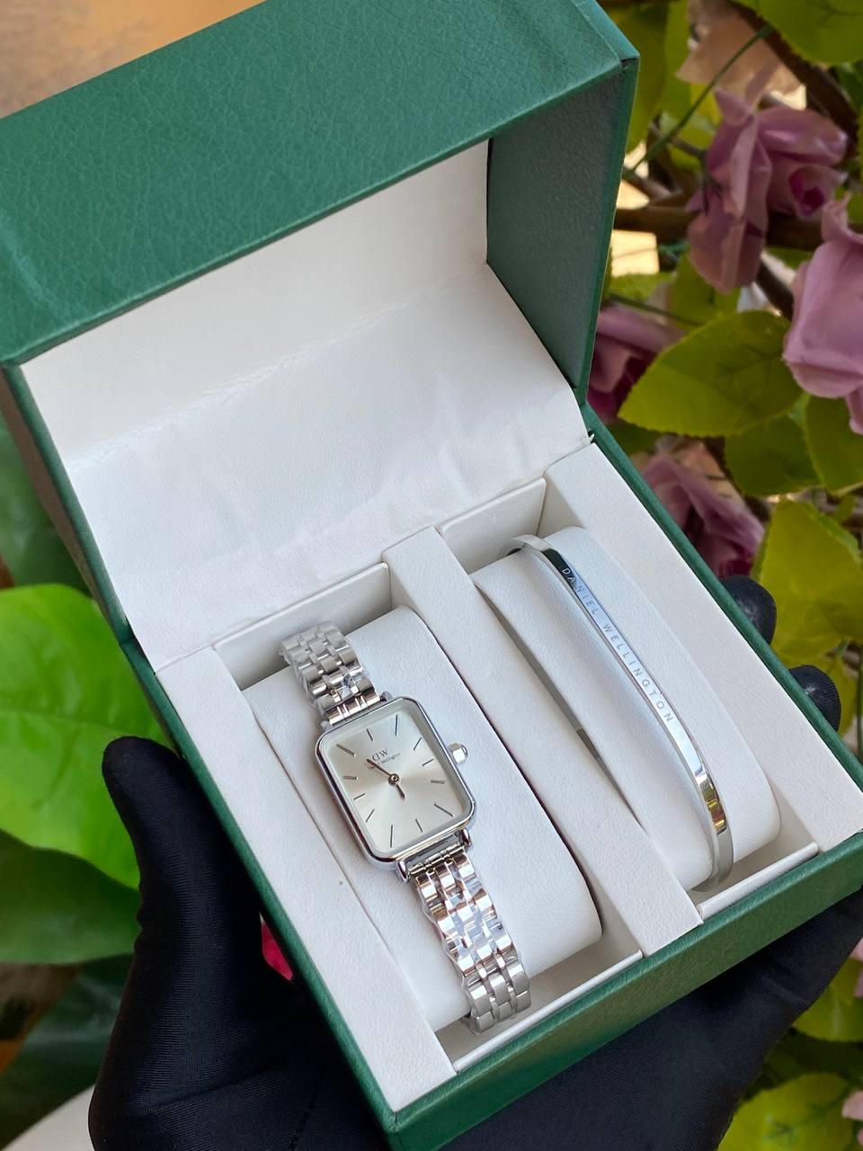 DANIEL WELLINGTON LADIES WATCH X BRACELET ⃣STAINLESS STEEL WATCH AND BRACELET ⃣FADE FREE ⃣WATER RESISTANT WATCH TWIN BOX WE OFFER ENGRAVING SERVICES ENQUIRIES