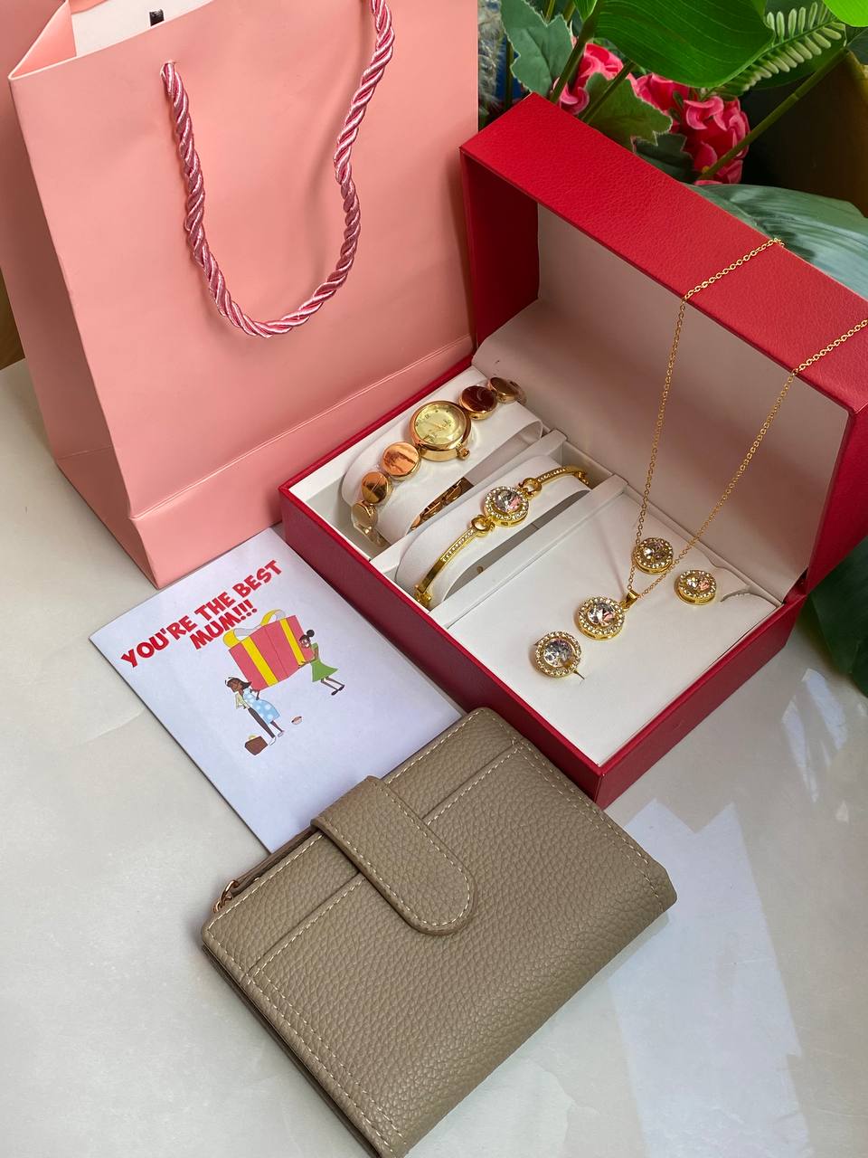 MOTHERS DAY GIFT SET 5 1 GIFT SET HIGH QUALITY PURSE/ WALLET GIFT CARD GIFT BAG WE OFFER ENGRAVING SERVICES (A MESSAGE MUM ON ITEMS)