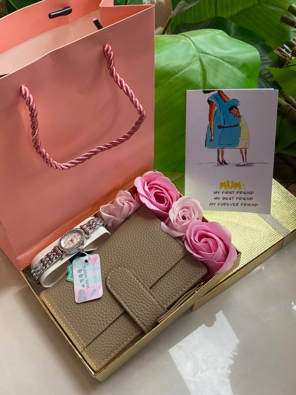 MOTHERS DAY GIFT PACK 🧧WATCH 🧧WALLET 🧧GIFT CARD 🧧BOX & ROSE PETALS GIFT BAG WE OFFER ENGRAVING SERVICES (A MESSAGE MUM ON ITEMS) ENQUIRIES