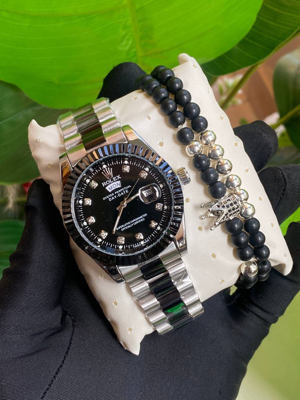 ROLEX GENTS WATCH X BANGLE STAINLESS STEEL WATER RESISTANT DAY&DATE DISPLAY ROLEX BRANDED BOX ENGRAVING SERVICES ENQUIRIES