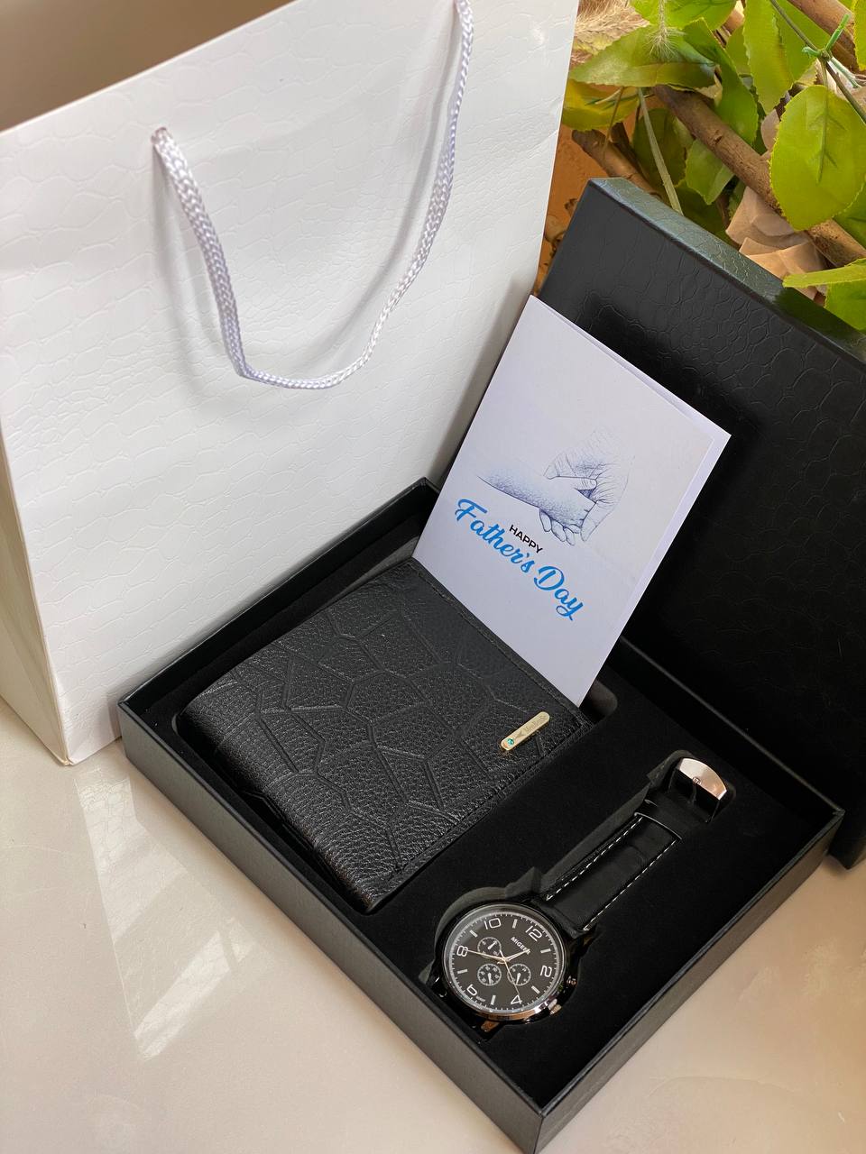 FATHERS DAY GIFT JESOU SET WATCH WALLET CARD & BAG AND ENQUIRIES