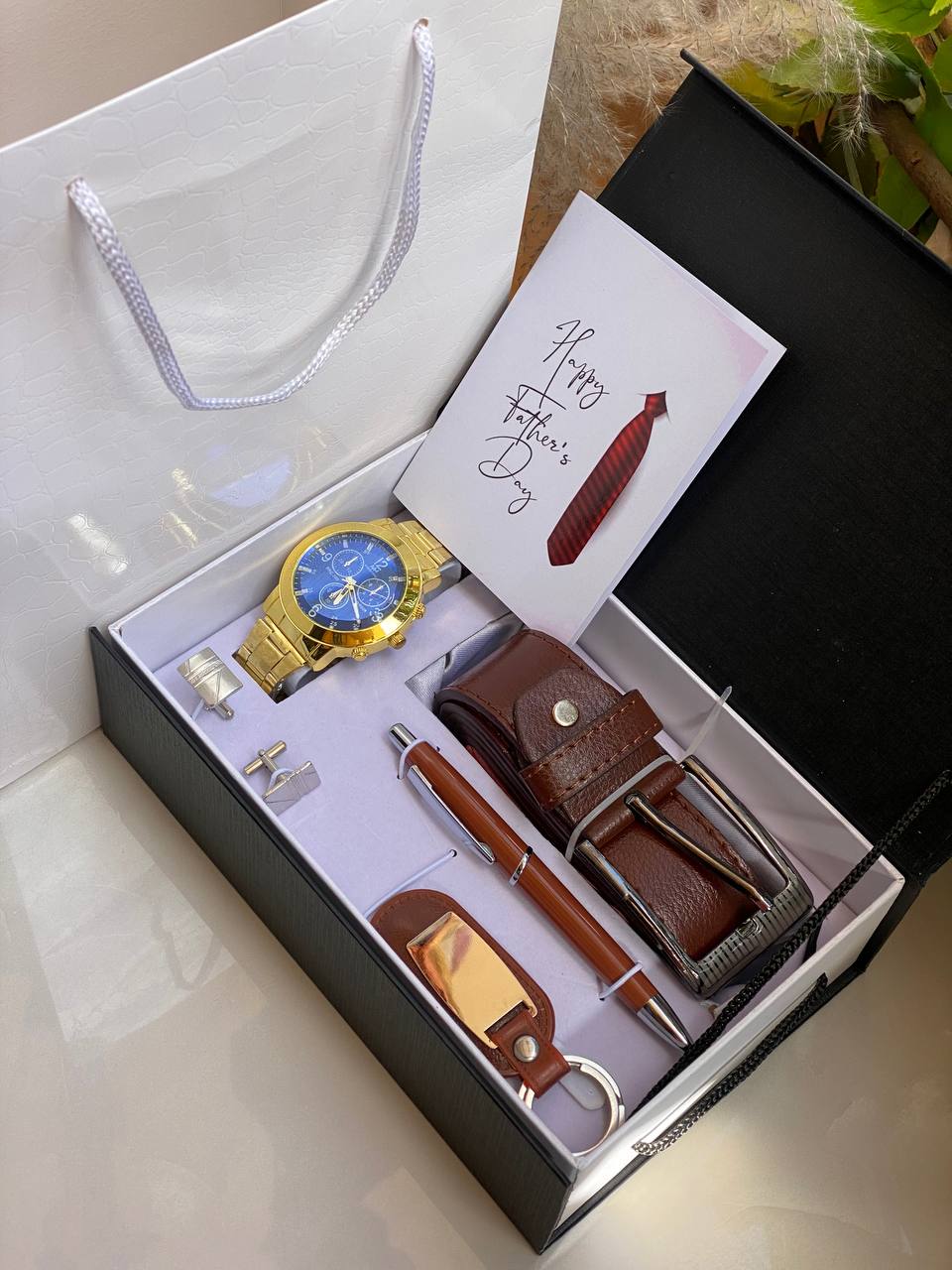 FATHERS DAY GIFT PACK WATCH KEYHOLDER CUFFLINKS PEN BELT GIFT CARD GIFT BAG ENGRAVING SERVICES AND ENQUIRIES