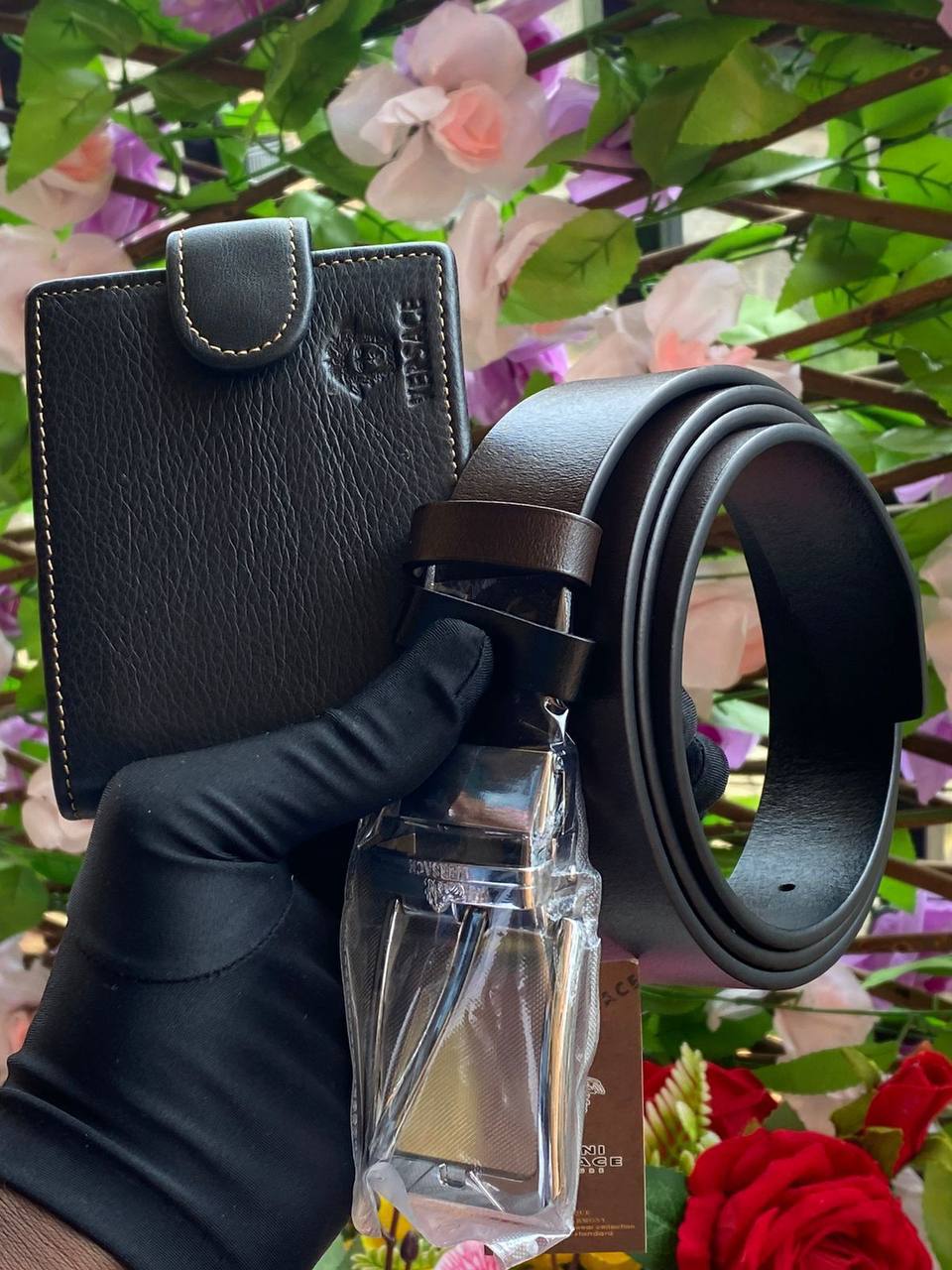 LIGE LG89128B CHRONOGRAPH DATE DISPLAY WATER RESISTANT 50 ATM LEATHER STRAP LUMINOUS FUNCTION ENGRAVING SERVICES ENQUIRIES