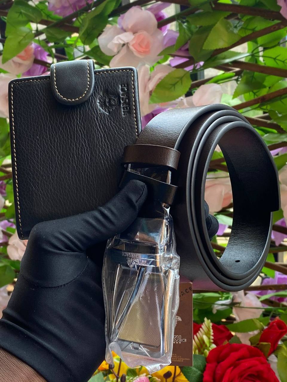 LIGE LG89128B CHRONOGRAPH DATE DISPLAY WATER RESISTANT 50 ATM LEATHER STRAP LUMINOUS FUNCTION ENGRAVING SERVICES ENQUIRIES