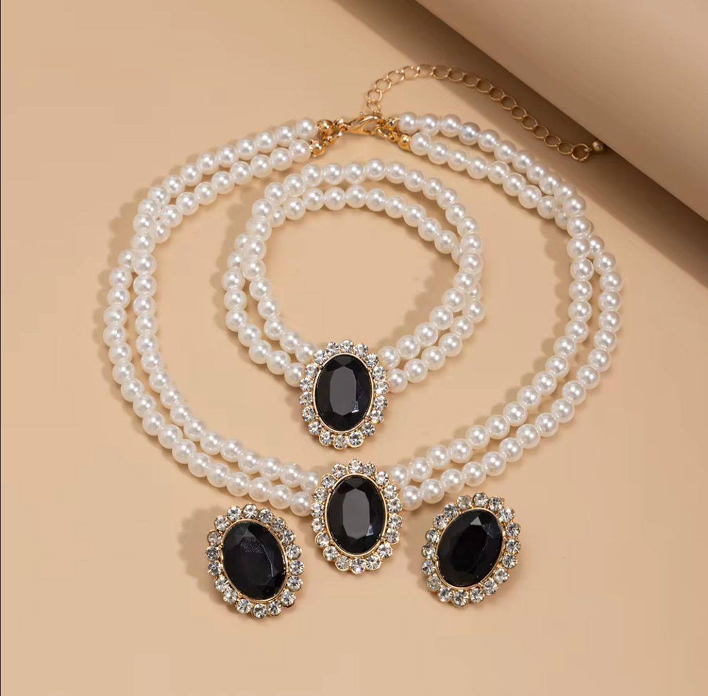 PANDORA LADIES WATCH STAINLESS STEEL WATER RESISTANT BATTERY POWERED ICED OUT ENGRAVING SERVICES ENQUIRIES