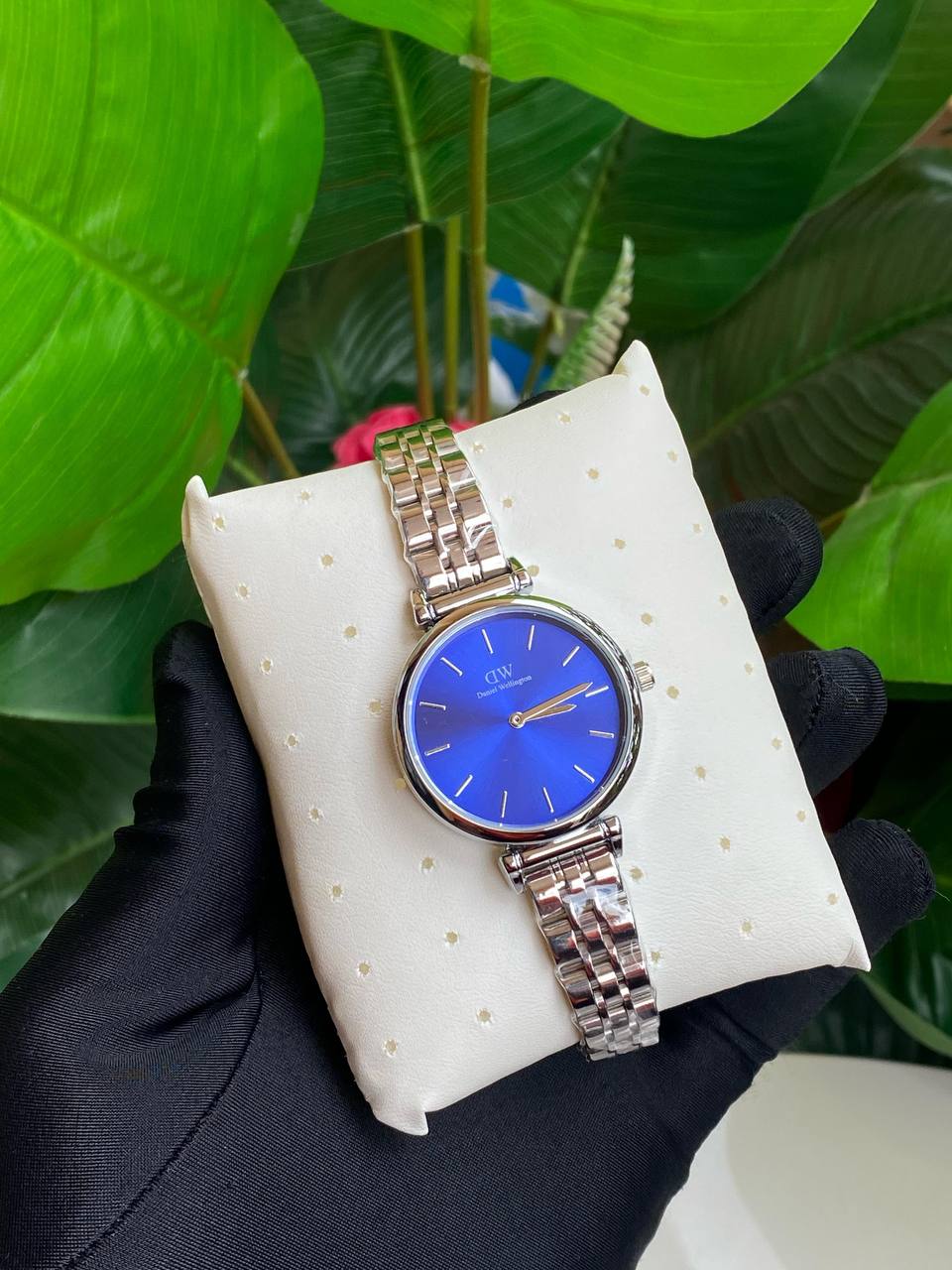 LIGE LG9936B FULL CHRONOGRAPH(DAY,24HRS,DATE) WATERPROOF 30M LUMINOUS HANDS ULTRA THIN DESIGN STAINLESS STEEL BAND(MESH STRAP) COMES A LIGE BRANDED BOX ENGRAVING SERVICES ENQUIRIES