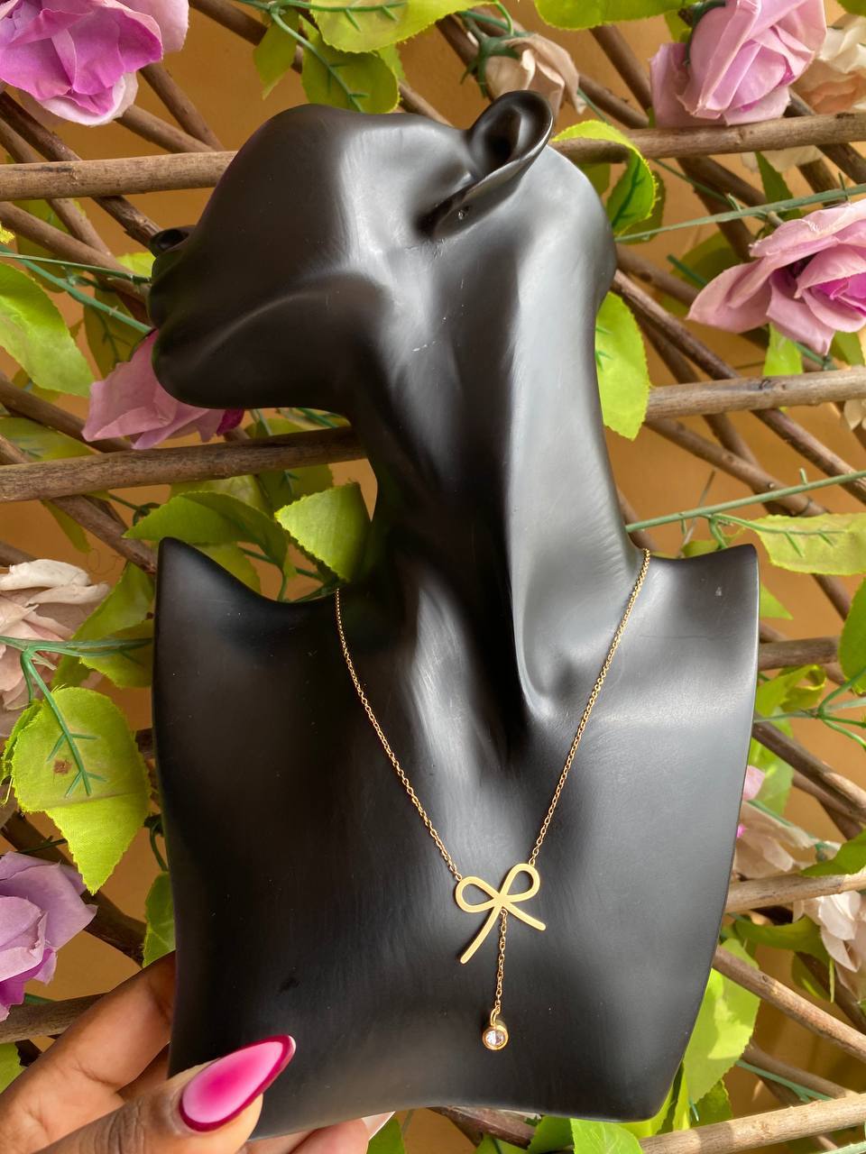 STAINLESS STEEL NECKLACES NON-FADE/TARNISH FREE STAINLESS STEEL MATERIAL WE OFFER ENGRAVING SERVICES NECKLACE BOX ENQUIRIES