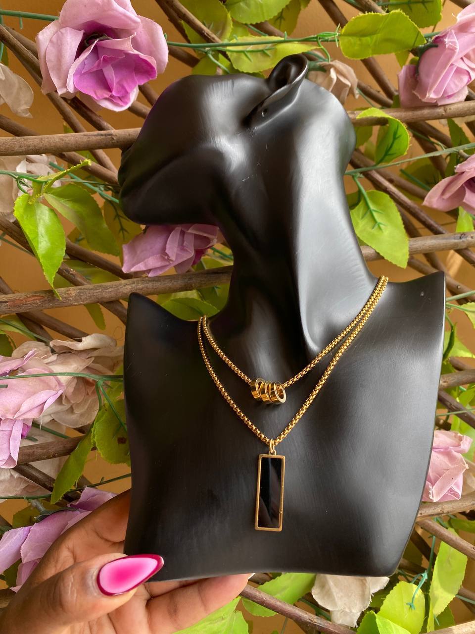 STAINLESS STEEL NECKLACES NON-FADE/TARNISH FREE STAINLESS STEEL MATERIAL WE OFFER ENGRAVING SERVICES NECKLACE BOX ENQUIRIES