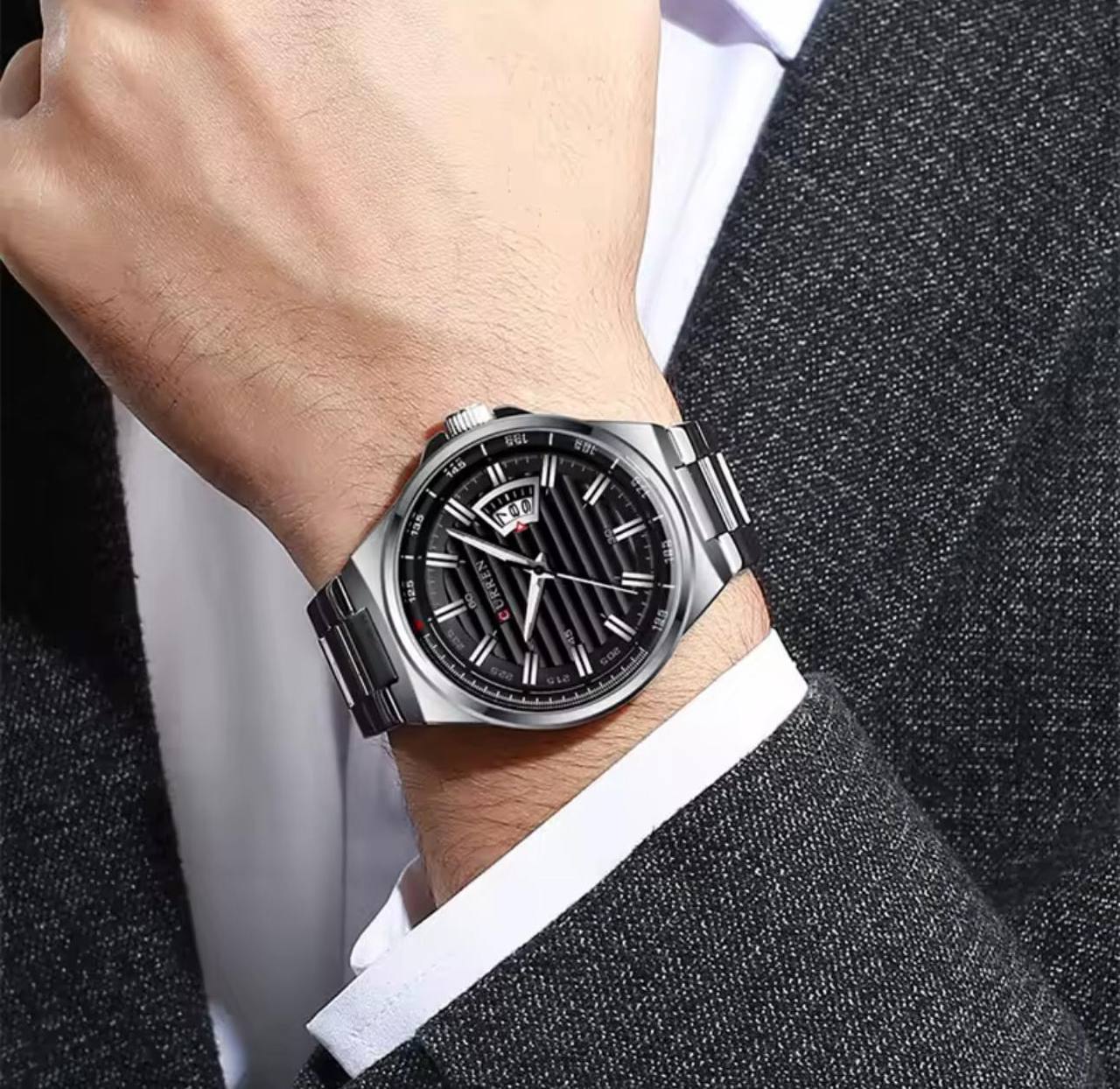 CURREN GENTS 8375 BATTERY POWERED DATE DISPLAY WATER RESISTANT CURREN BRANDED BOX ENGRAVING SERVICES ENQUIRIES