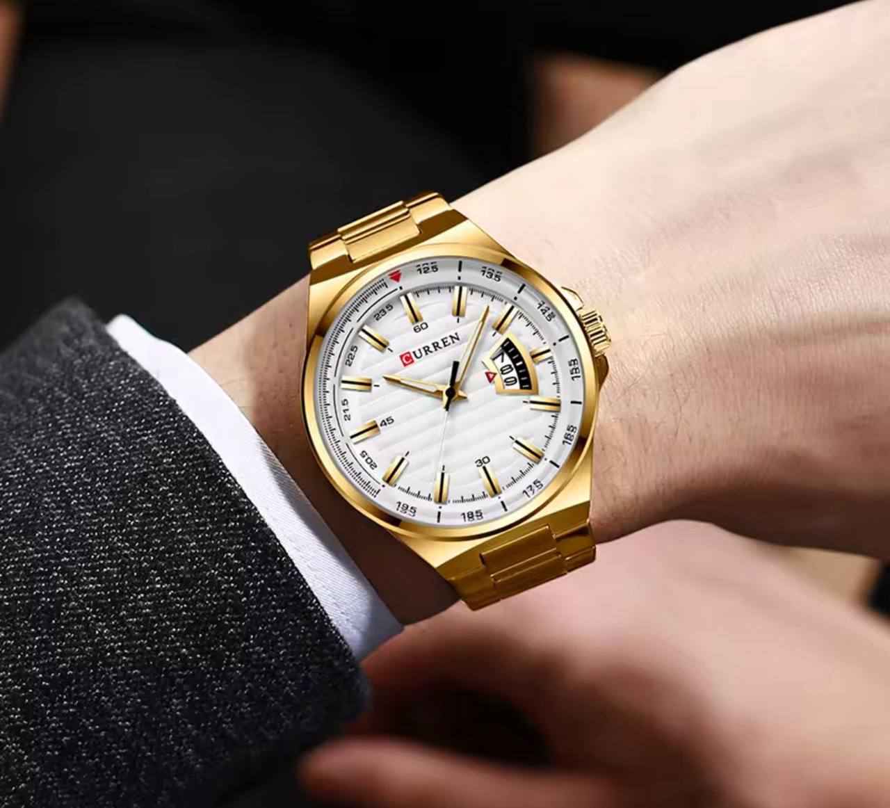 CURREN GENTS 8375 BATTERY POWERED DATE DISPLAY WATER RESISTANT CURREN BRANDED BOX ENGRAVING SERVICES ENQUIRIES