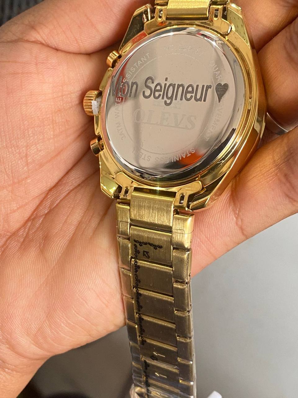 ENGRAVING SERVICES FROM LOGOS FROM PERSONALIZE GIFTS CUSTOM SPECIAL MESSAGES EXQUISITE DETAILS LASTING IMPRESSION ENQUIRIES