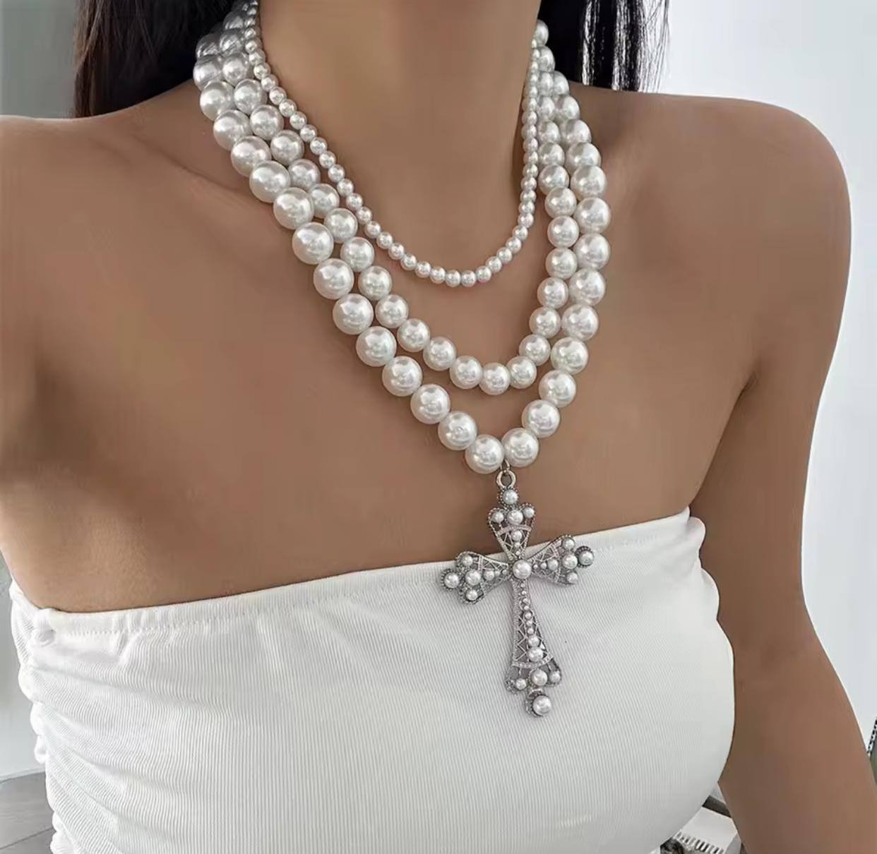 WHITE CROSS PENDANTS MULTILAYED PEARL NECKLACES 3 DETACHABLE HIGH QUALITY ENQUIRIES