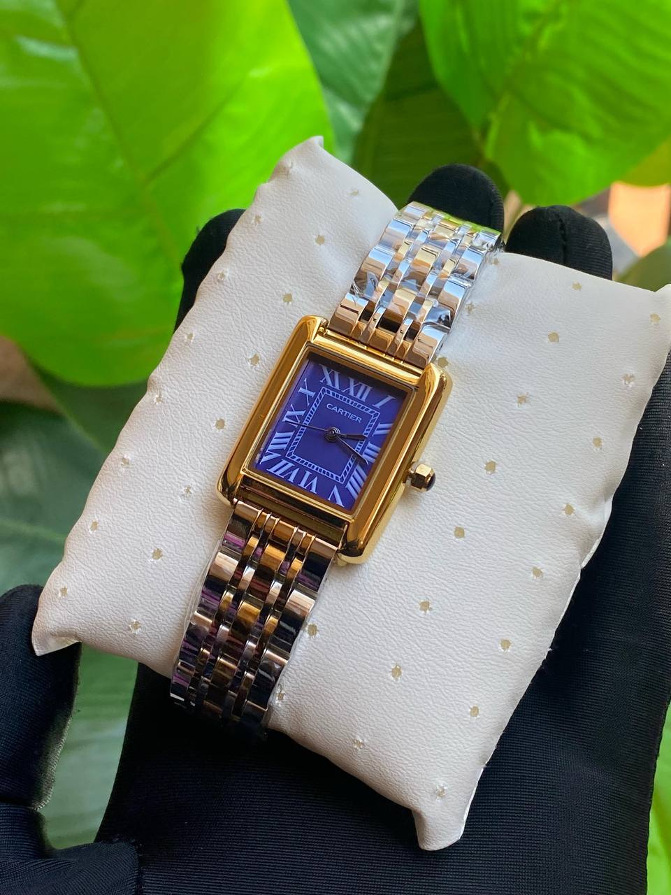 CARTIER LADIES STAINLESS STEEL WATER RESISTANT BATTERY POWERED LUMINOUS ENGRAVING ENQUIRIES