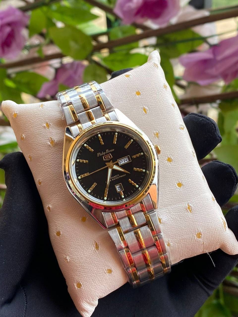 PHILIP PERSIO WATCH COUPLE SET DAY&DATE DISPLAY WATERPROOF BATTERY POWERED STRONG LUMINOUS DISPLAY TWO-TONE SILVER COUPLE BOX