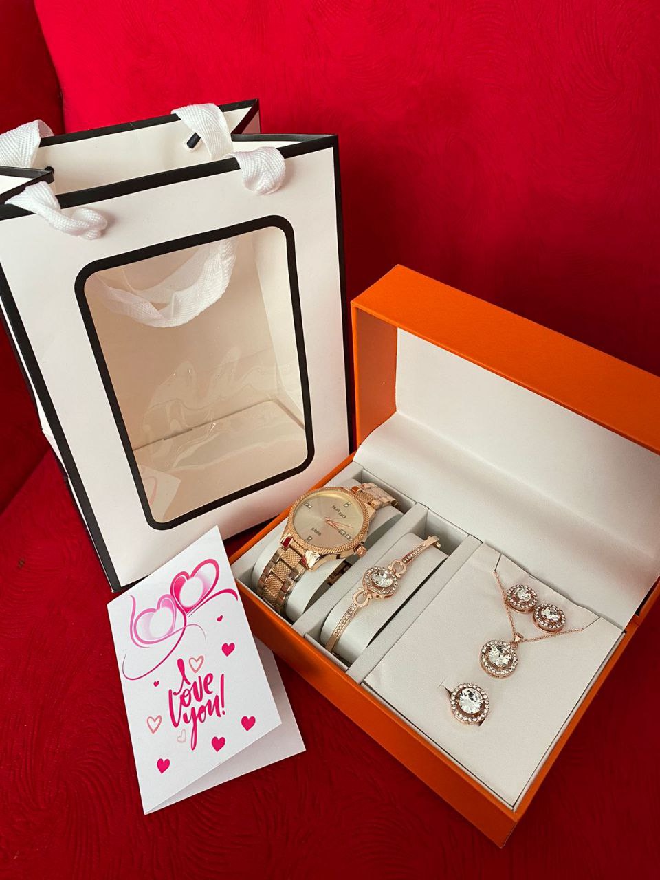 SET OF WATCH NECKLACE EARRINGS RING BRACELET + CARD AND BAG