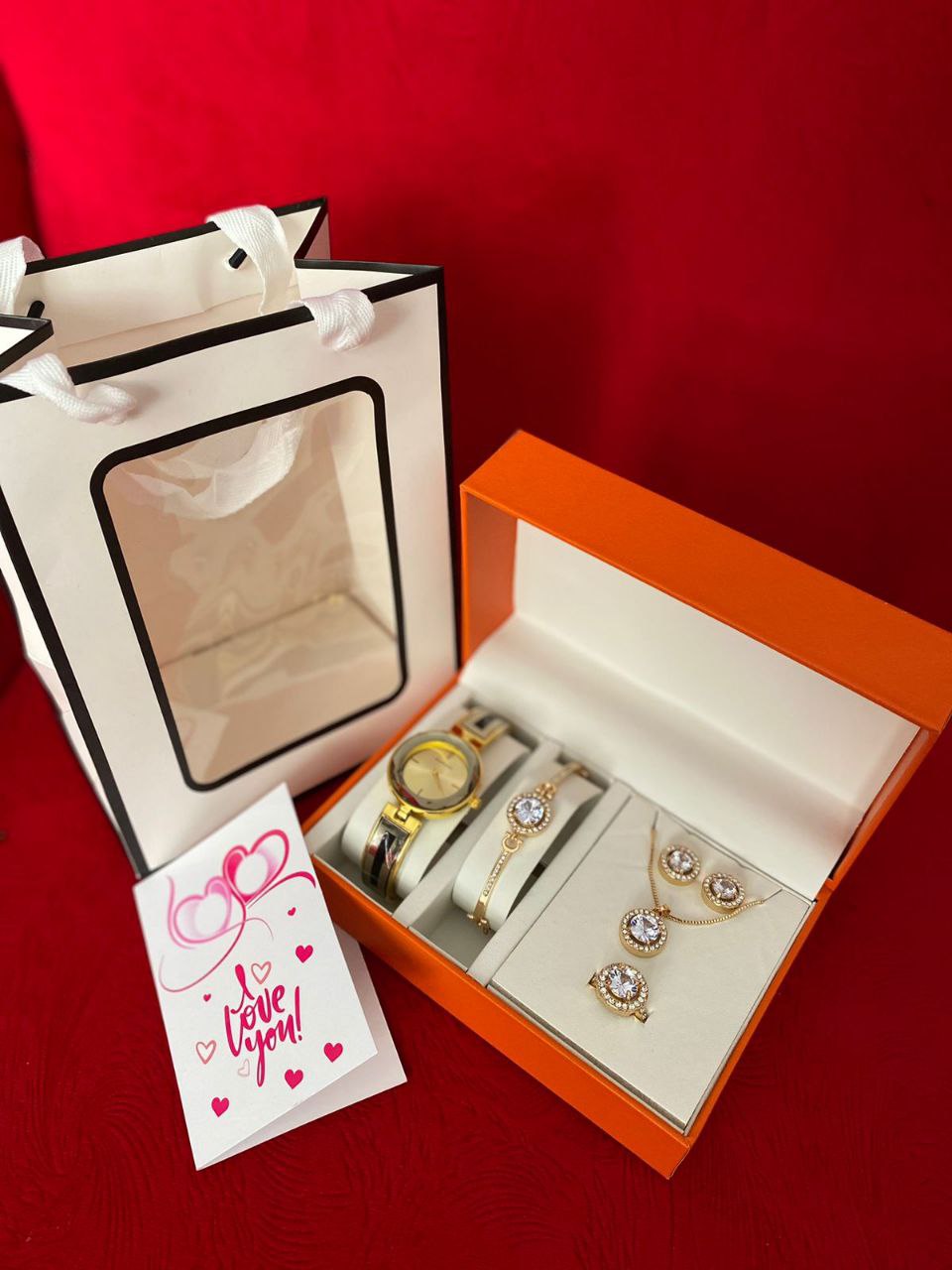 SET OF WATCH NECKLACE EARRINGS RING BRACELET + CARD AND BAG