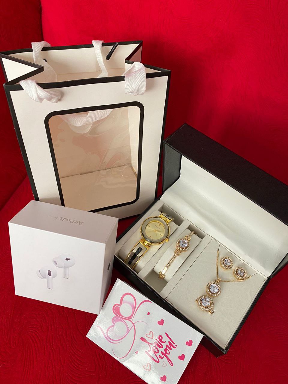 SET OF WATCH NECKLACE EARRINGS RING BRACELET AIRPODS + CARD AND BAG