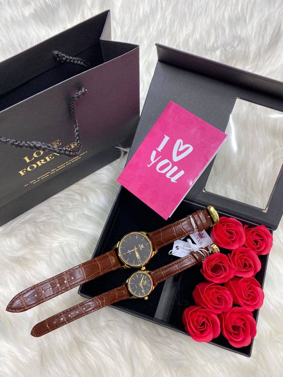 COUPLE SET OLEVS COUPLE WATCHES FLOWERS BOX & BAG CARD