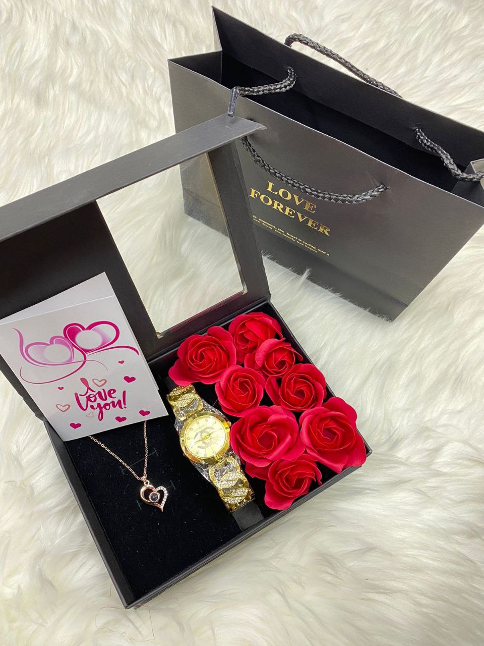 A SET OF NECKLACE WATCH BOX,BAG CARD