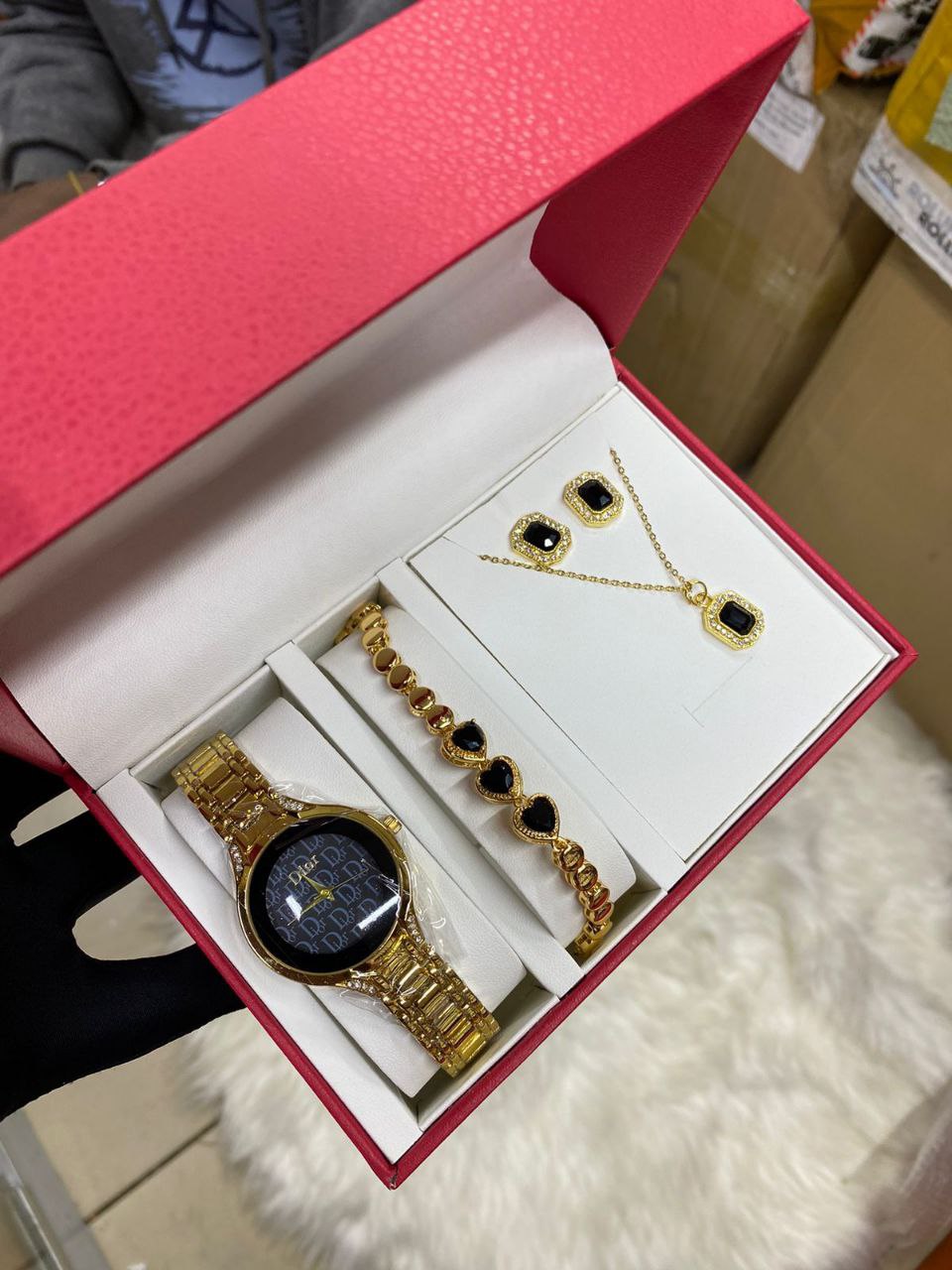 4 1 SETS WATCH BRACELET EARRINGS NECKLACE