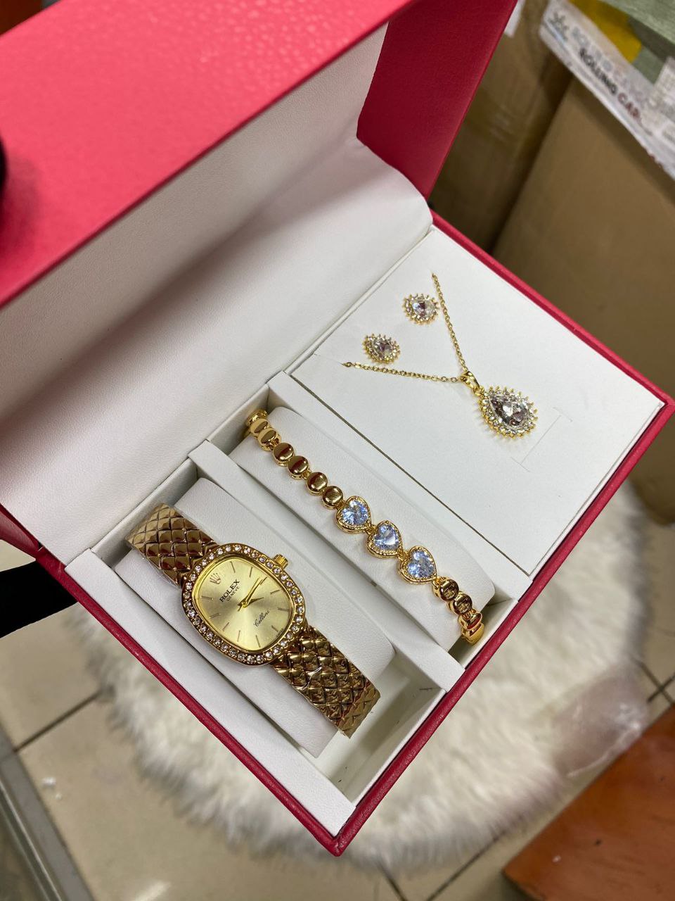 4 1 SETS WATCH BRACELET EARRINGS NECKLACE