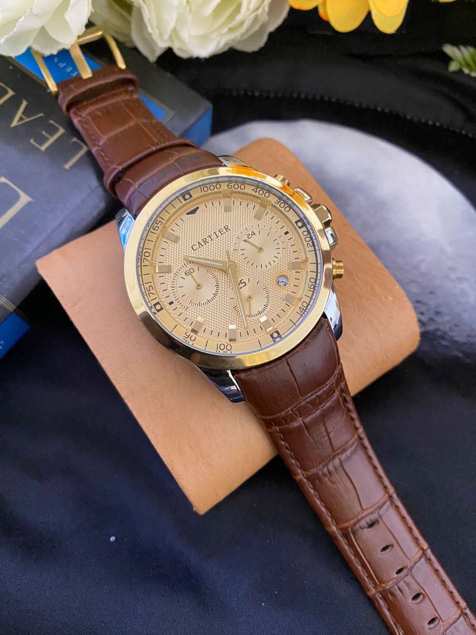 CARTIER CHRONOGRAPH DATE DISPLAY LEATHER STRAP