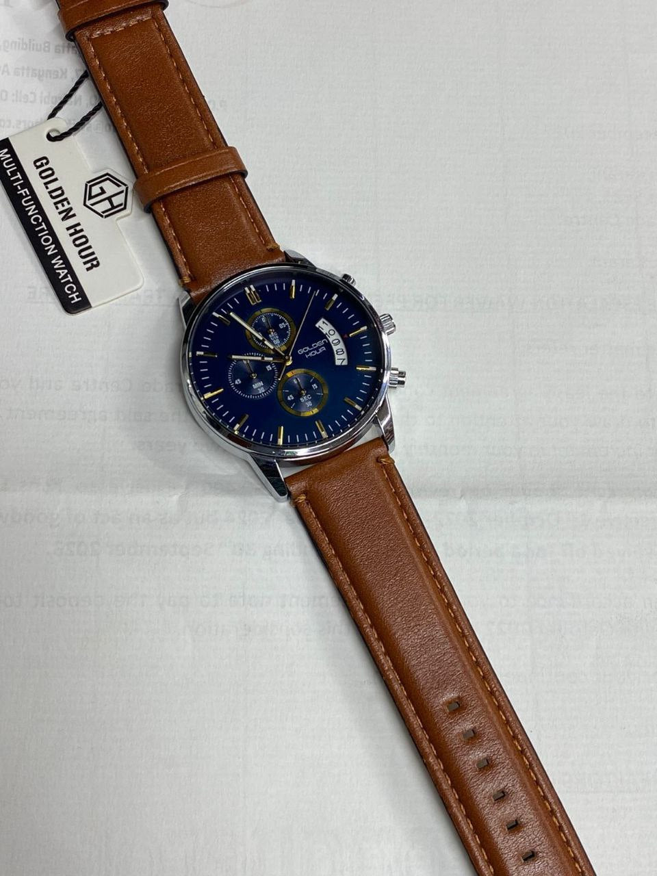 GOLDEN HOUR WATCH CHRONOGRAPH DATE DISPLAY BATTERY POWERED WATER RESISTANT