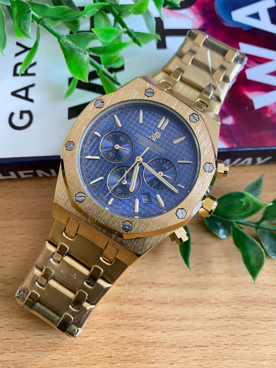 AUDEMAS PIGUET DATE DISPLAY DOUBLE LOCK CHRONOGRAPH WATER RESISTANT BATTERY POWERED