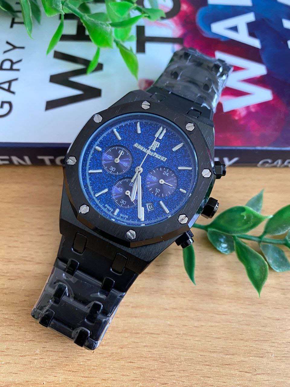 AUDEMAS PIGUET DATE DISPLAY DOUBLE LOCK CHRONOGRAPH WATER RESISTANT BATTERY POWERED