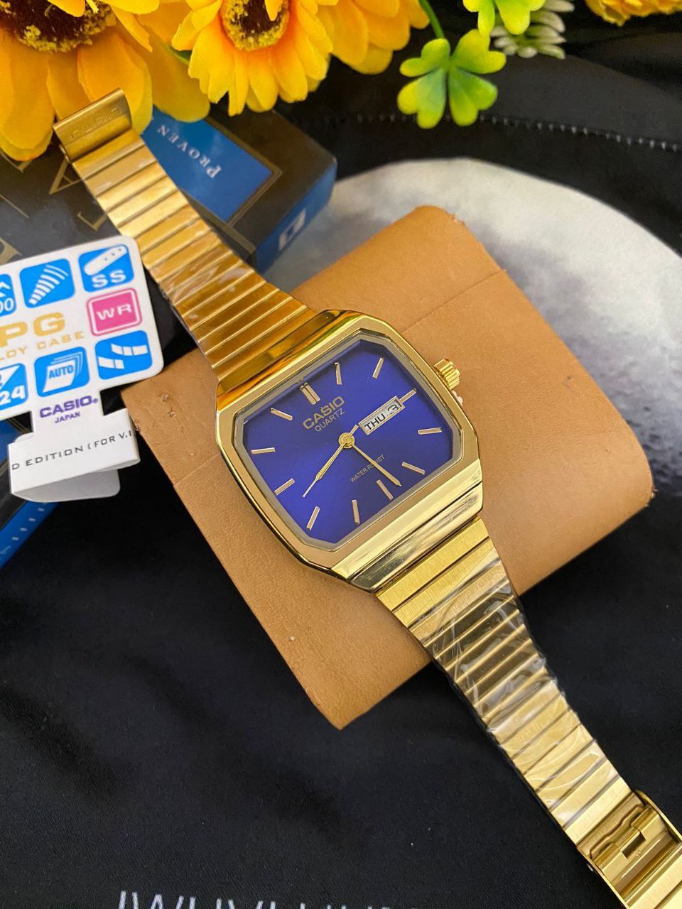 CASIO DAY AND DATE DISPLAY WATER RESISTANT UNISEX STAINLESS STEEL