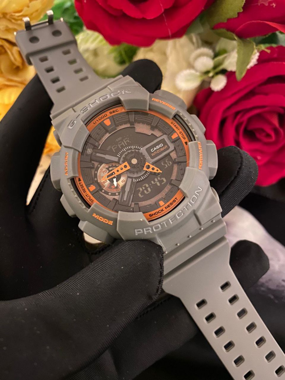 G SHOCK CASIO WATERPROOF SHOCK RESIST FUNCTIONAL CHRONOGRAPHS RUBBER STARP LIGHT BUTTON BATTERY POWERED G SHOCK TIN