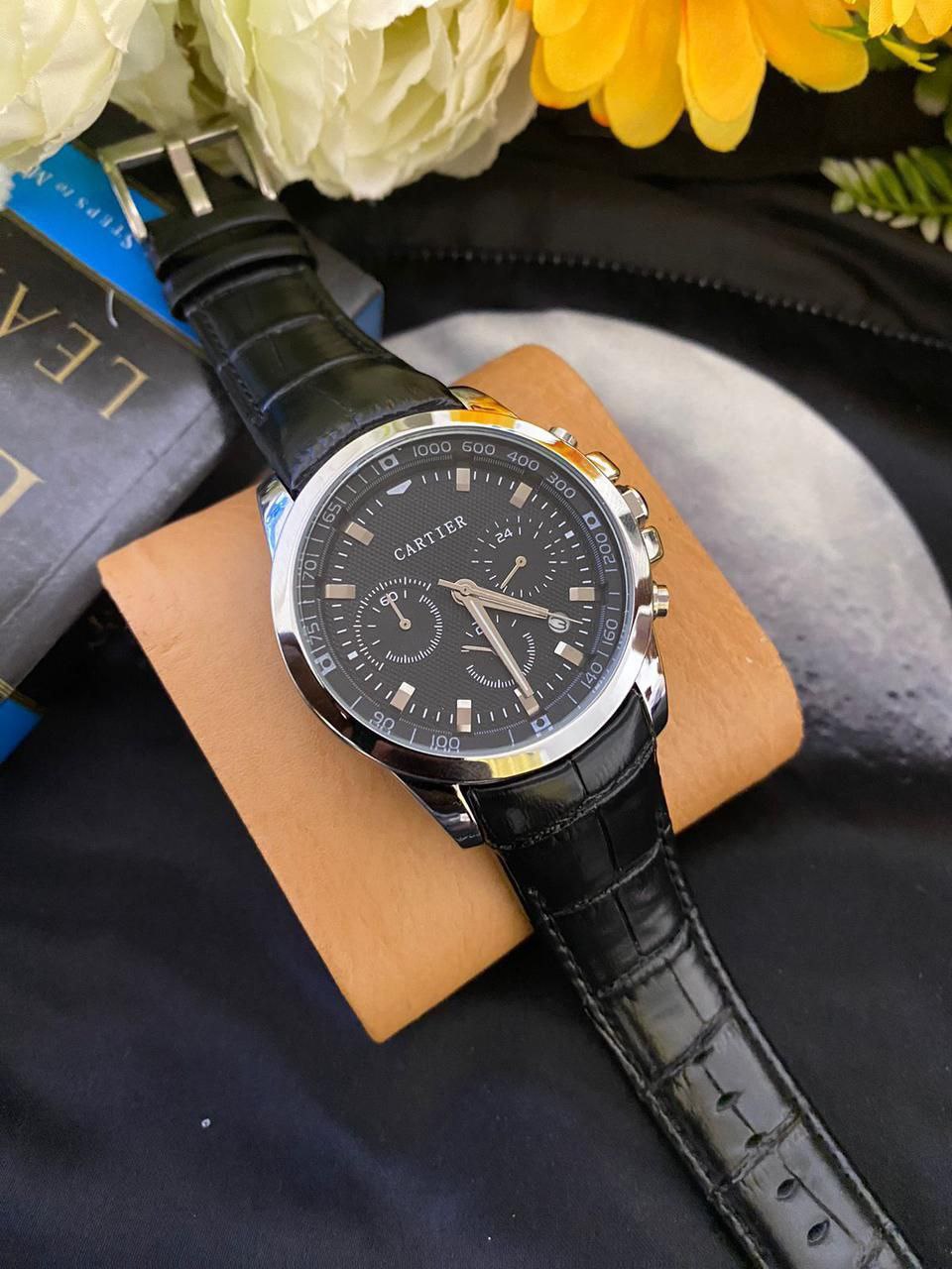 CARTIER CHRONOGRAPH DATE DISPLAY LEATHER STRAP