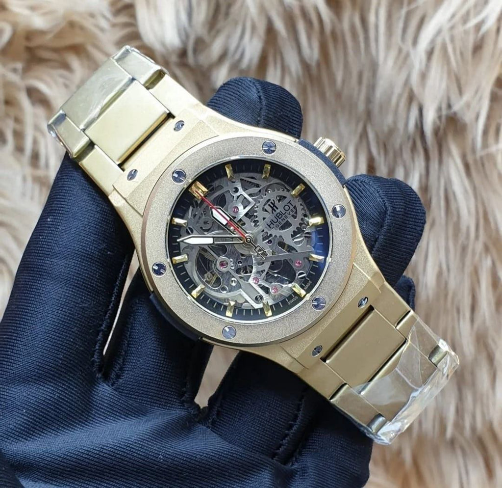 HUBLOT AUTOMATIC METALLIC STRAP STAINLESS STEEL WATER RESISTANT AUTOMATIC MOVEMENT HUBLOT BRANDED BOX