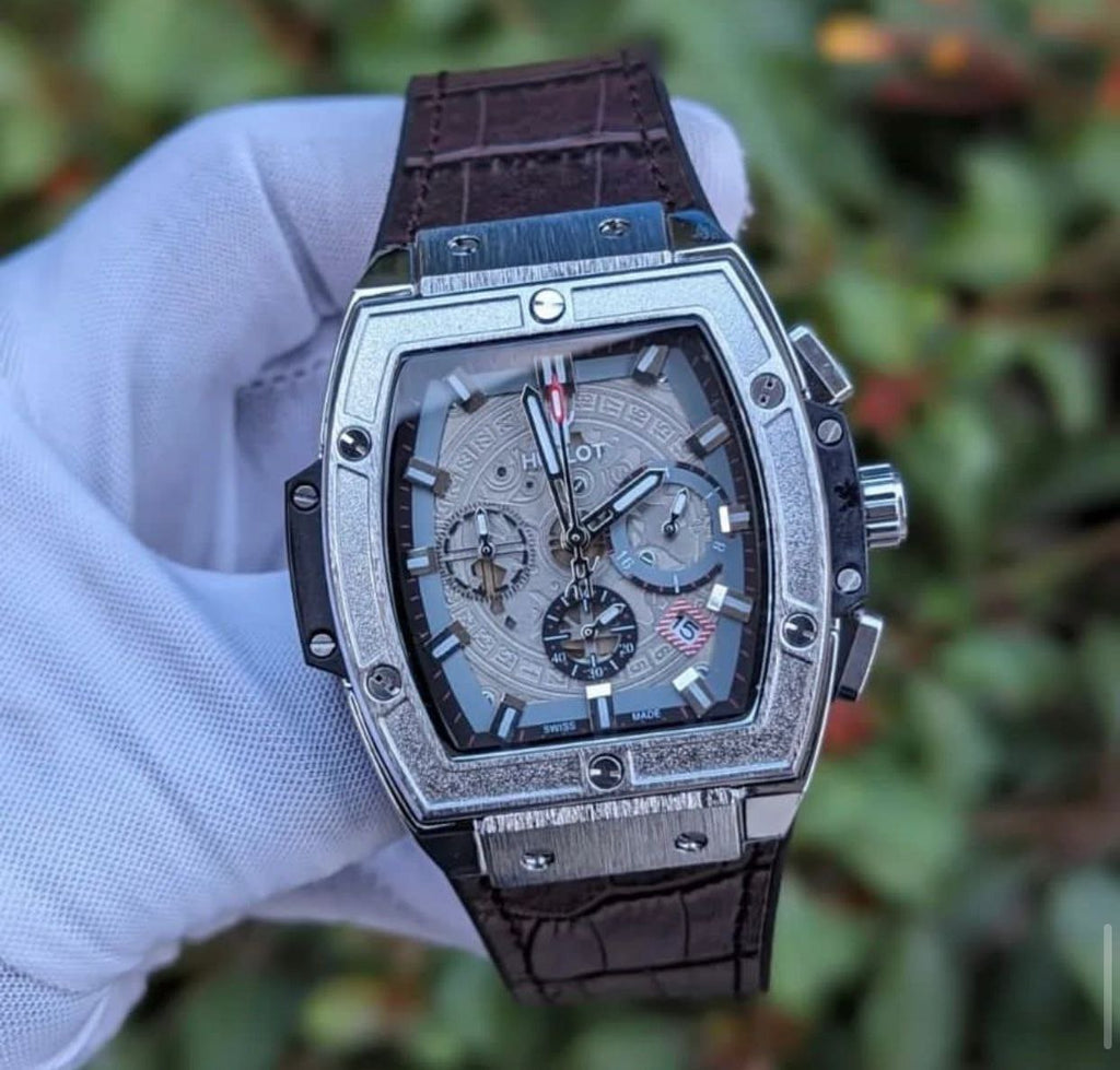 HUBLOT BIG BANG CHRONOGRAPH DATE DISPLAY WATER RESISTANT BATTERY POWERED HUBLOT BRANDED BOX