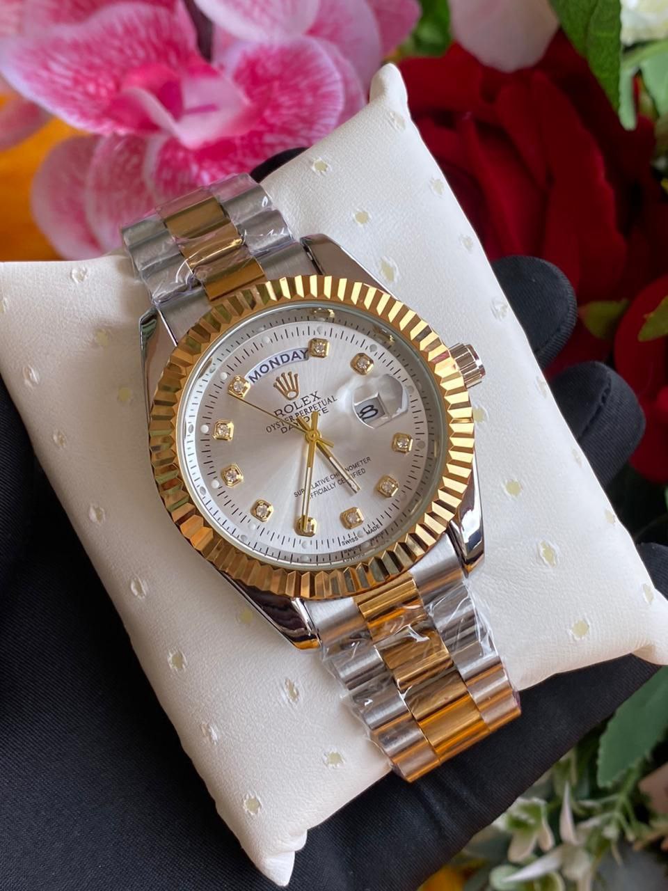 ROLEX MEN WATCH BATTERY POWERED WATER RESISTANT DAY&DATE DISPLAY STAINLESS STEEL ROLEX BRANDED BOX