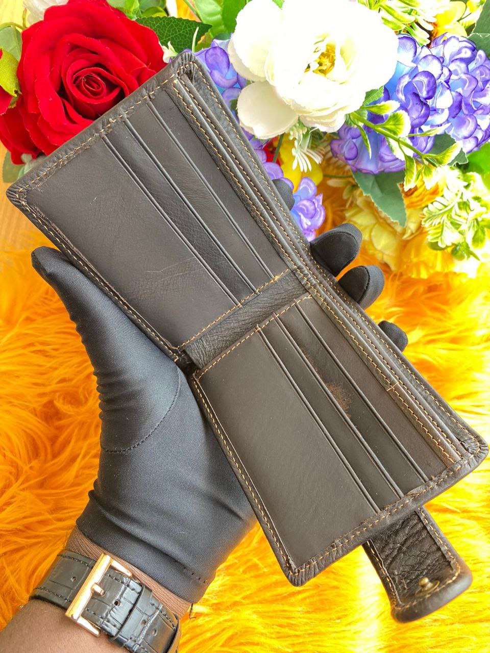 LEATHER WALLETS WITH ZIP