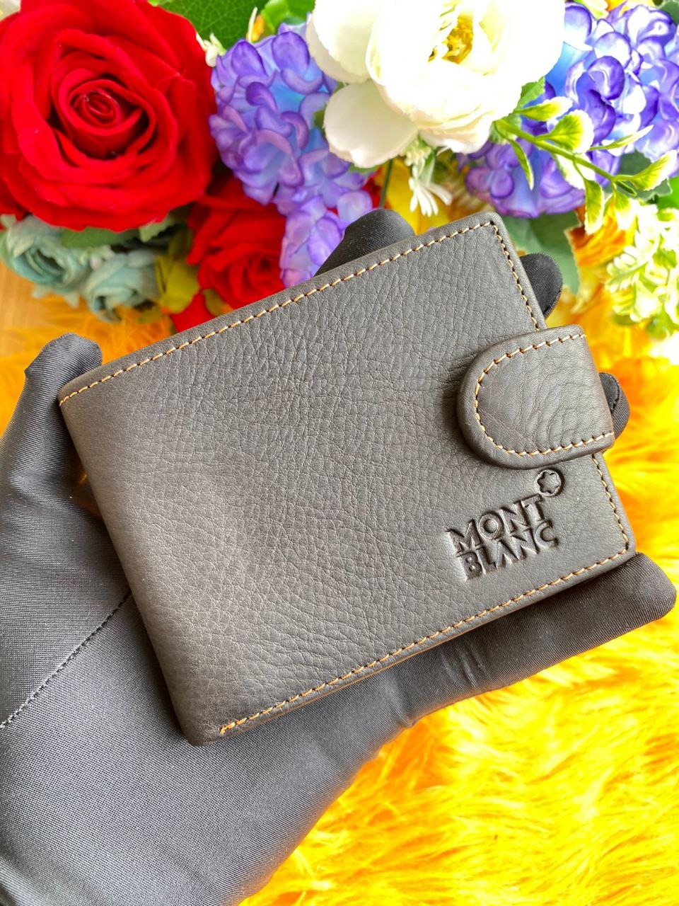 LEATHER WALLETS WITH ZIP