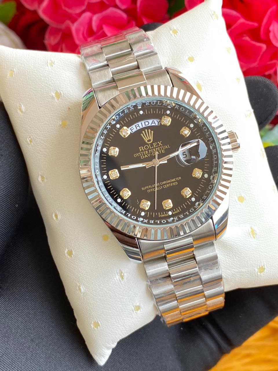 GENTS ROLEX WITH PERPETUAL CALENDAR FULL DAY DISPLAY DATE DISPLAY WATER RESISTANT BATTERY POWERED ROLEX BRANDED BOX