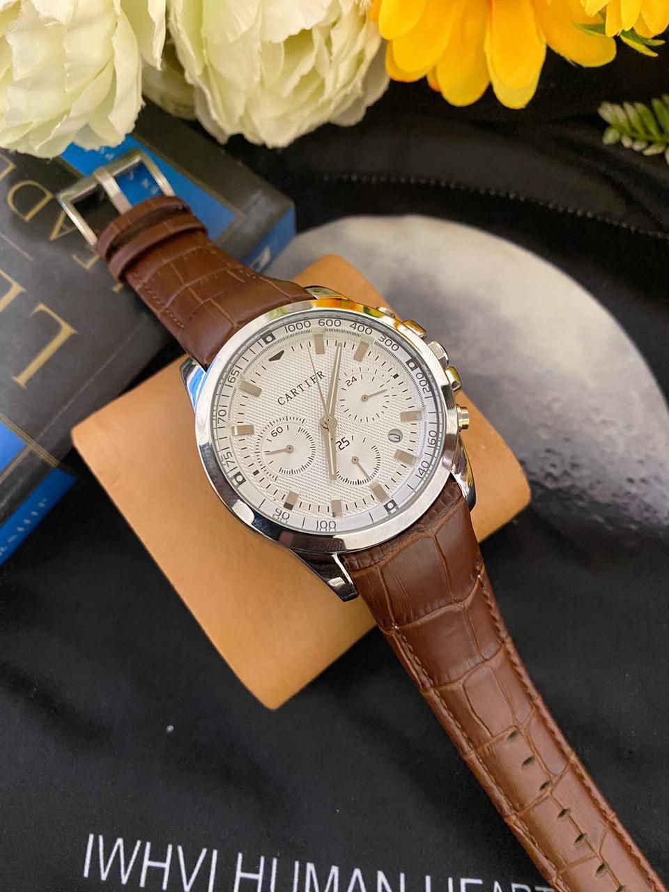 OLEVS GENTS WATCH DAY AND DATE DISPLAY STAINLESS STEEL WATER RESISTANT LUMINOUS GOLD BLACK GOLD OLEVS BRANDED BOX