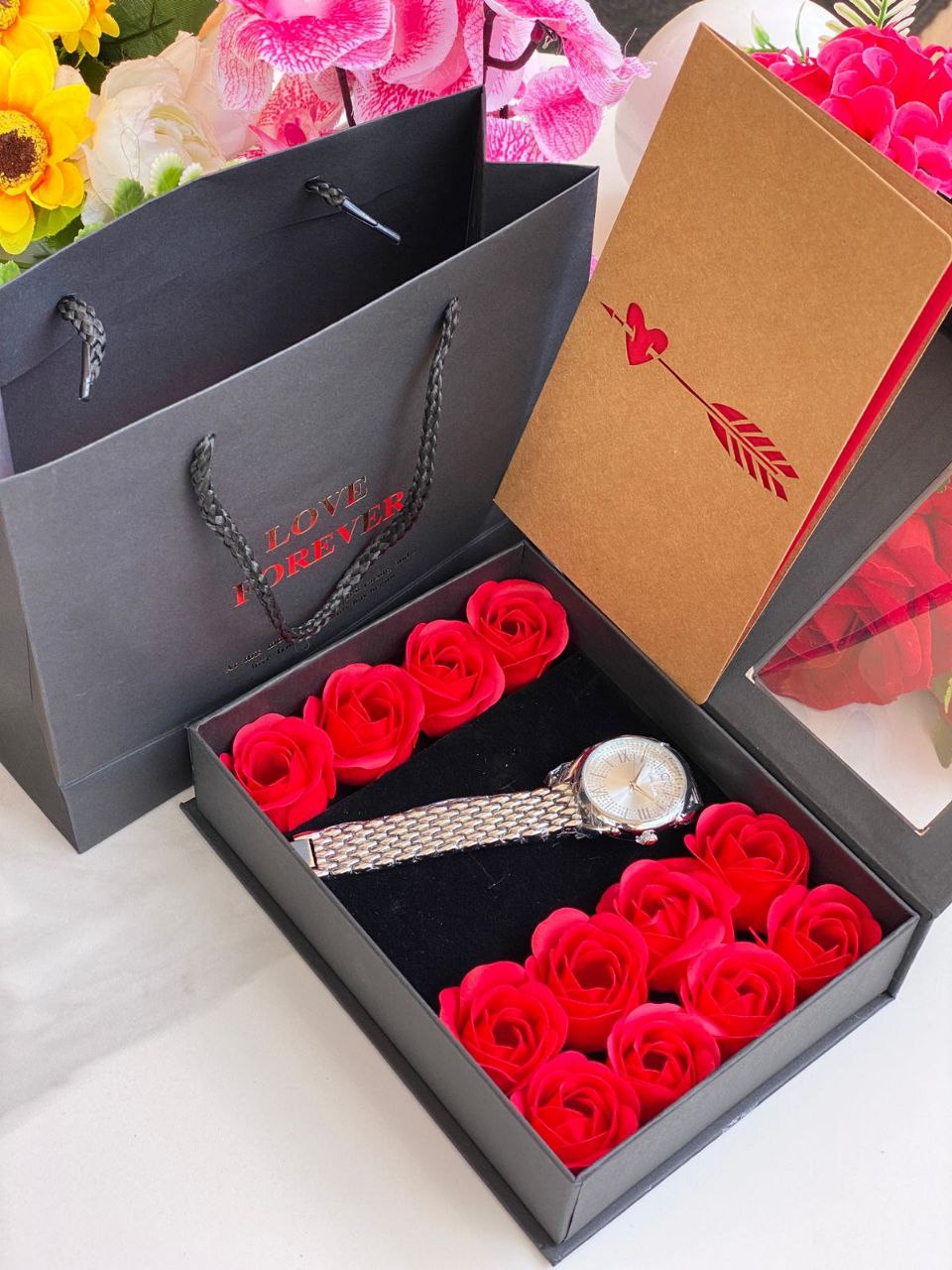 LOVE FOREVER GIFT SET WATCH BOX & ROSES BAG CARD