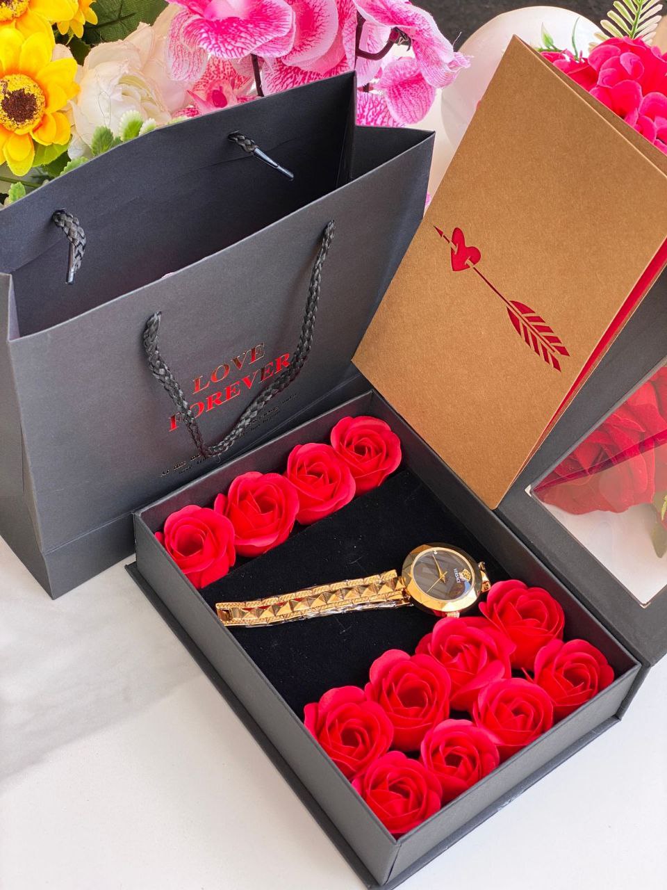 LOVE FOREVER GIFT SET WATCH BOX & ROSES BAG CARD